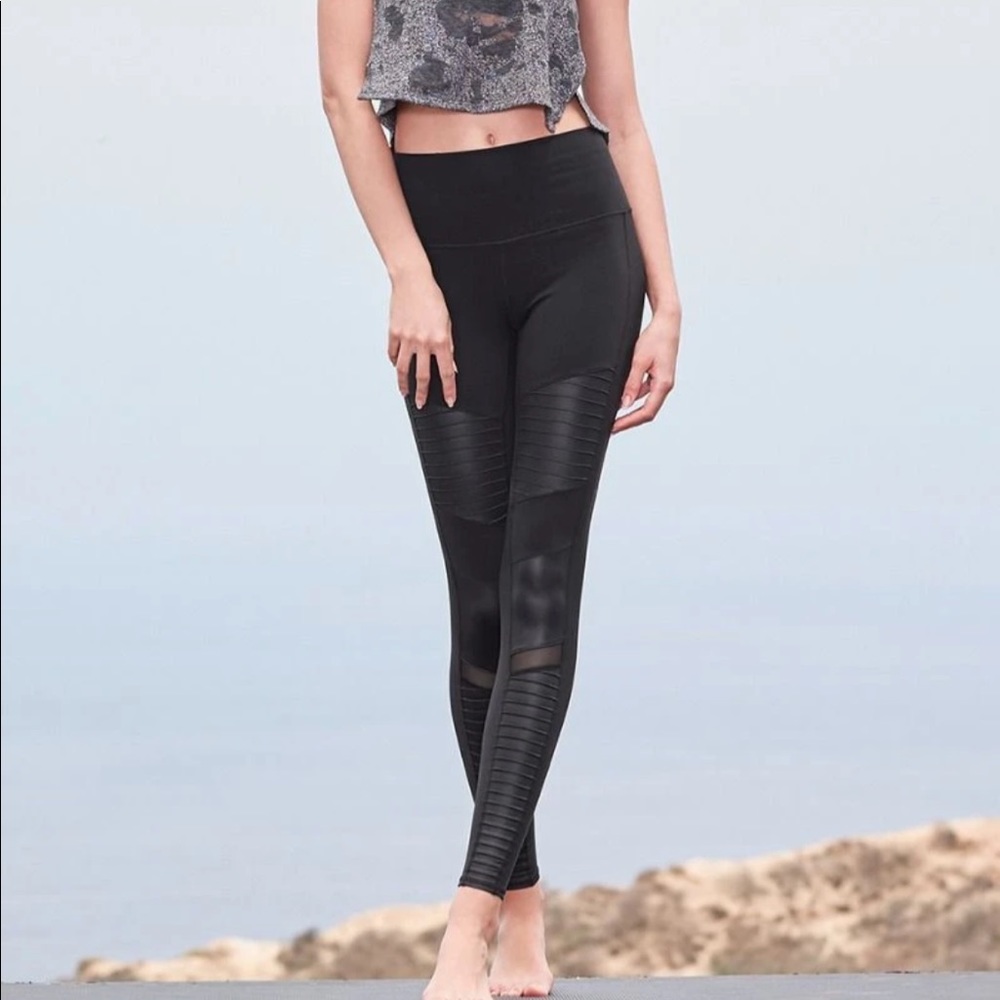 Alo Yoga High Waisted Moto Legging Black/Glossy